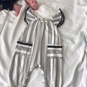 Insanely adorable Romper